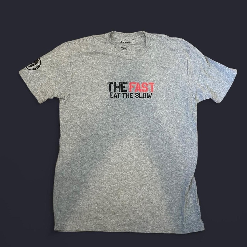Spartan Grey 'The Fast Eat The Slow' Graphic Tee - Men's Size L